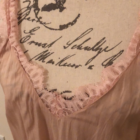 Top - Picture 2 of 3